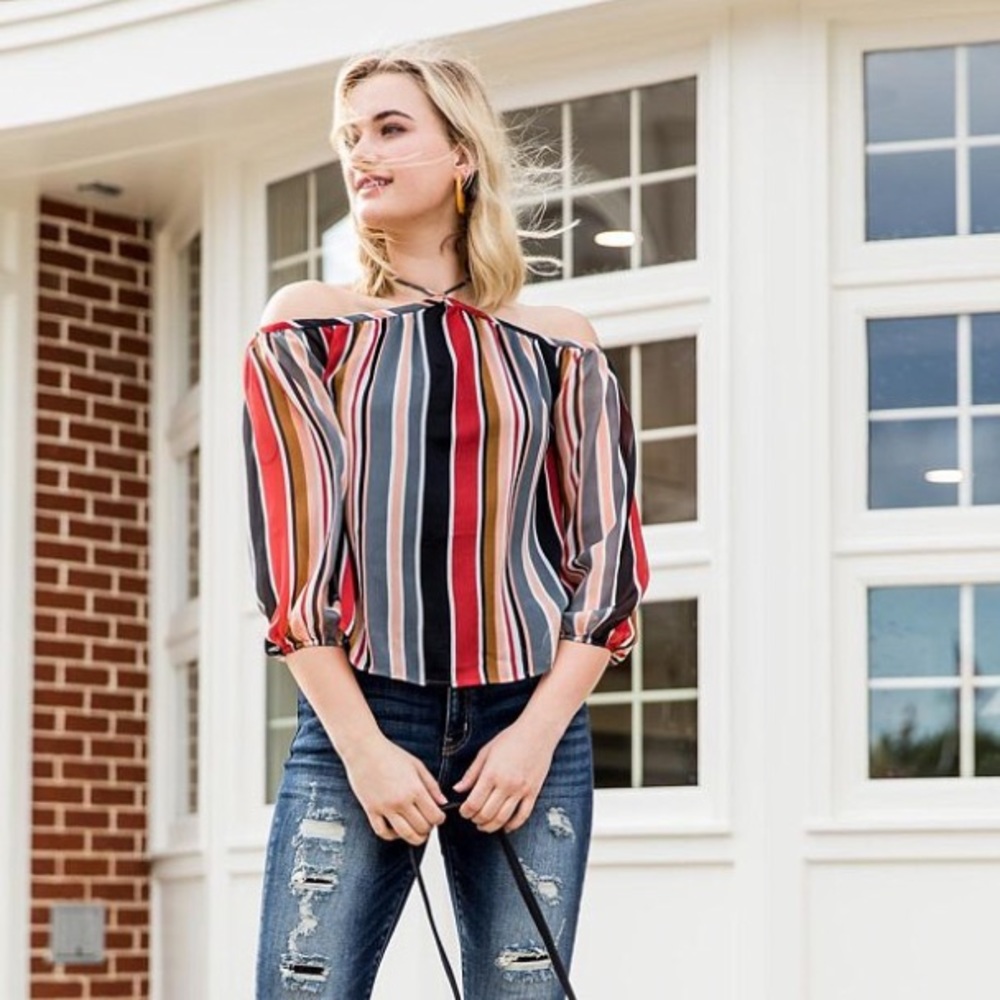 Buckle Cold Shoulder Top